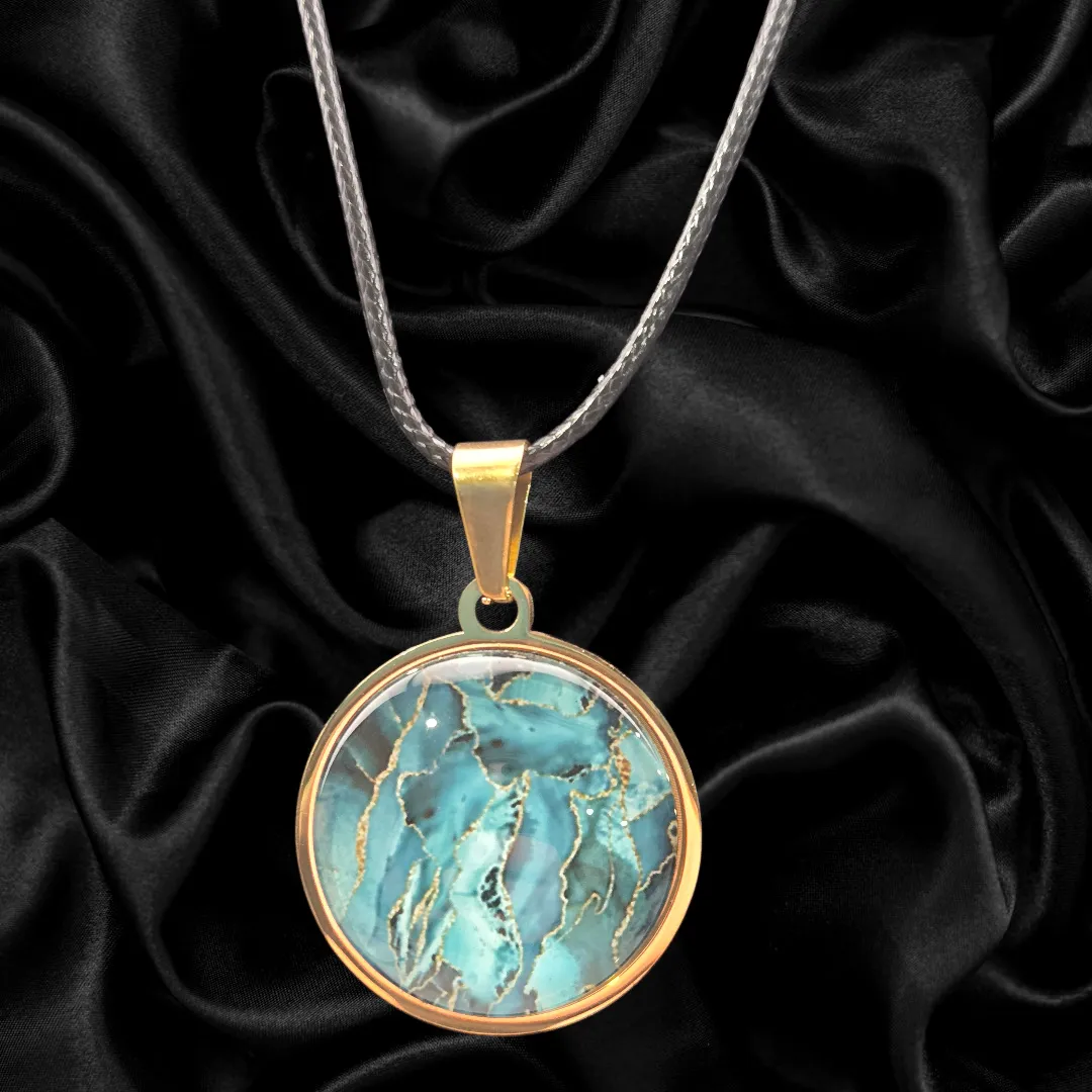 Turquoise Vein Round Necklace – Gold Toned