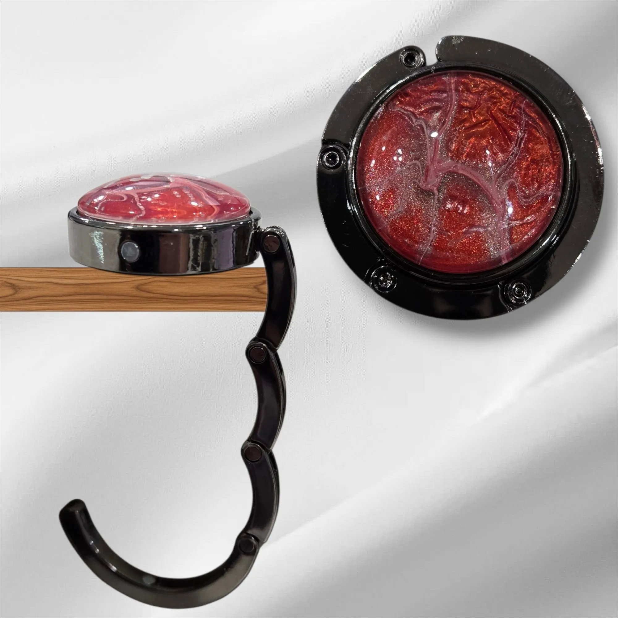 Black Metal/Red Design Purse Hanger