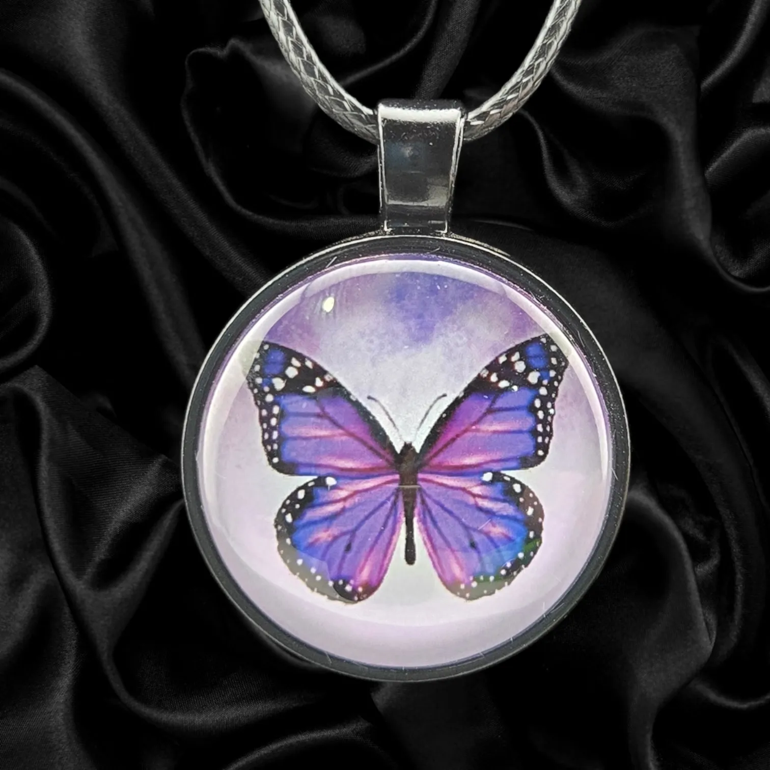 Butterfly Round Necklace – Blackened Silver Tone