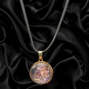 Molten Violet Round Necklace – Gold Toned